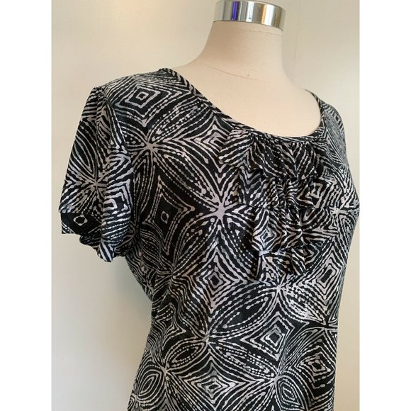 Abstract print Top Blouse Black White Gray short sleeve Size XL Mob Wife vibes - Picture 8 of 9